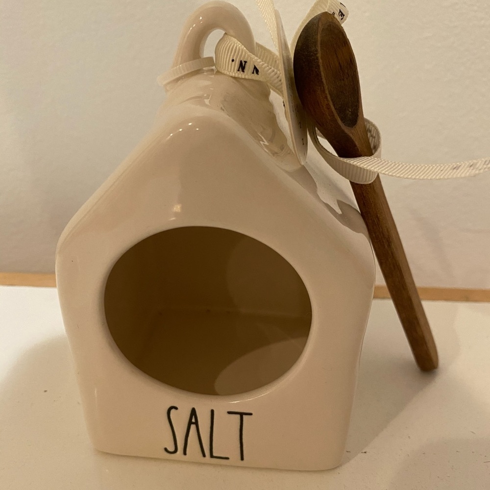 Rae Dunn Salt Holder